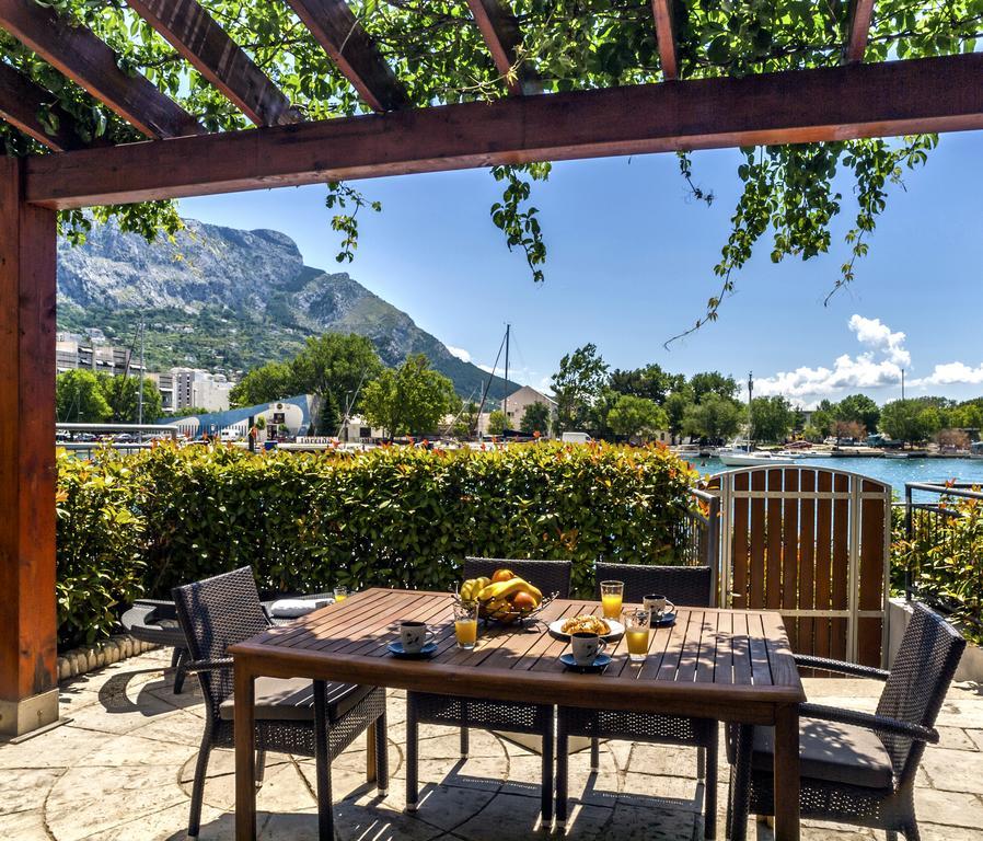 Apartment Lejo Omiš Exterior foto
